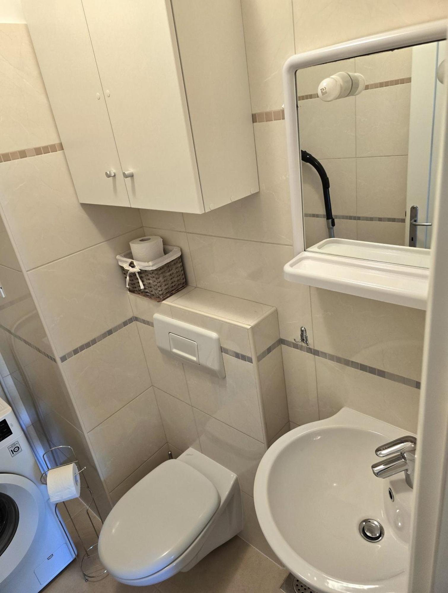 Apartment Olive Garden, With A Private Pool Banjole